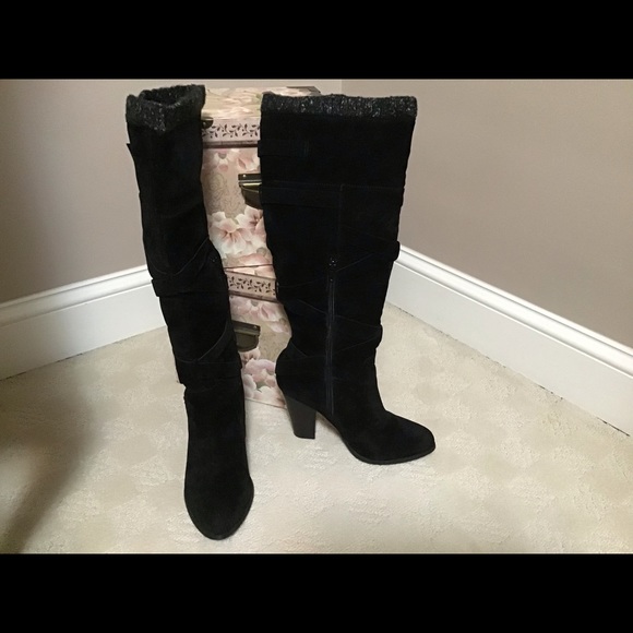 Women’s black suede boots by just fab size 9 - Picture 2 of 5